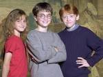 Головні герої книги Джоан Роулінг "Гаррі Поттер" - (зліва направо) Герміона, Гаррі, Рон