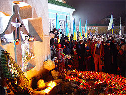 Україна поминає жертви Голодомору