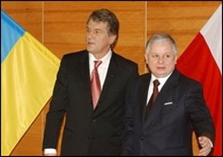 Президент Ющенко вітає українців із визначенням України і Польщі країнами Євро-2012