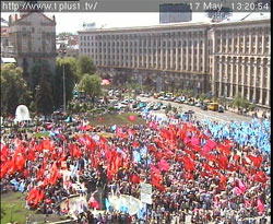 На Майдані - знову мітингують більшовики. І гасла незмінні, ленінські