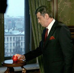 Президент Ющенко закликав українців вшанувати пам'ять жертв Голодомору