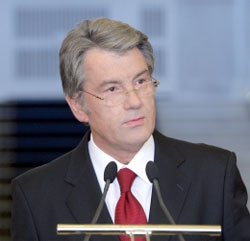 Примара ширки матеріалізується. Ющенко погрожує розпустити парламент