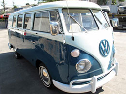 Знайдений мікроавтобус Volkswagen-T1 “SambaBUS”. Фото - Associated Press/митної служби США