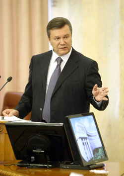 Президент Янукович вважає неприпустимими дії міліції щодо Найєма