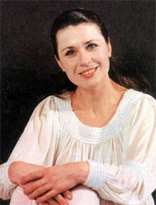 Співачка Валентина Толкунова, виконавиця улюблених народних хітів 70-90-х років, померла в Москві на 64-му році життя.