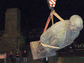 Пам’ятник Йосипу Сталіну був демонтований минулої ночі
