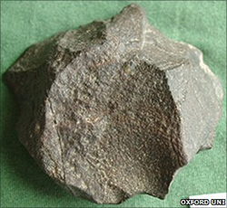 Вік знайдених знарядь становить близько 70 тисяч років