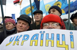 Українці всіх країн цілий тиждень будуть пікетувати посольства Росії