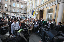 У Печерському суді шукають варіанти аби втаємнити суд над Тимошенко
