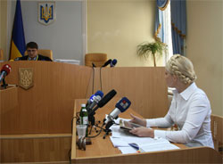 Суддя Кіреєв позбавив Тимошенко останнього адвоката