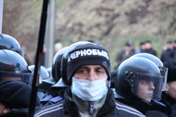 Суд заборонив чорнобильцям протестувати у столиці