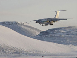 Український Іл-76 доставив паливо на станцію в Гренландії