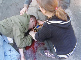 Жертва міліцейського свавілля під час побиття динамівських вболівальників в Охтирці в 2008 році