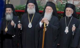 Найстарші церкви нагадали Кірілу, що Україна - не канонічна територія РПЦ та “Русского міра”
