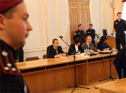 Суд над Тимошенко тривав цілий день. Захист вимагає зупинити розгляд