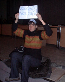 «Не хочу сідати в тюрму за вас. Хочу чесних виборів!» - Лілія Дячук, член ДВК №8000029, оголосили голодування