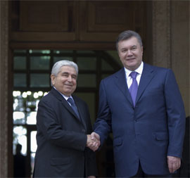 Чи перекрив Янукович втечу українських мільярдів до кіпрського офшору?