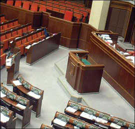 Томенко вважає, що влада заборонила депутатам зібратися на позачергову сесію 