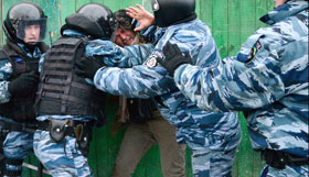 Захарченко вважає дії міліції у Гостинному дворі правомірними