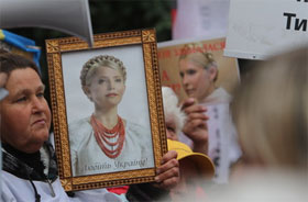 У «Батьківщині» заявляють що рішення комісії по Тимошенко продиктоване гарантом