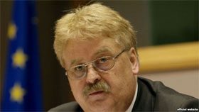 Голова Комітету Європарламенту вважає, що Тимошенко мають негайно звільнити
