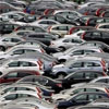 Виробництво автомобілів в Україні впало на 55%