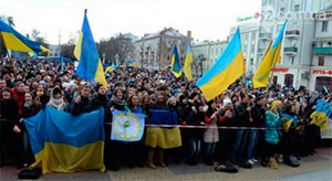 Євромайдан. Тернополем пройшла 1,5-кілометрова колона студентів