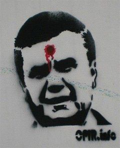Сталінізм-2. За малюнок з Януковичем громадських активістів засудили до 2 років