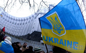 Україна повстала. Розпочалося  пікетування Кабміну