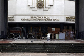 Під  дулами автоматів терористів парламент АР Крим змінив уряд