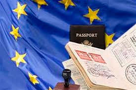 МЗС запевняє, що з 1 січня 2015 р. українці їздитимуть в ЄС без віз