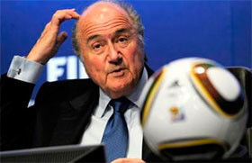 Футбольний скандал. Президент ФІФА Блаттер заявив про відставку