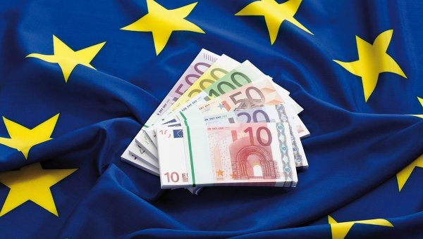 Єврокомісія готова надати Україні 1 мільярд євро макрофінансової допомоги