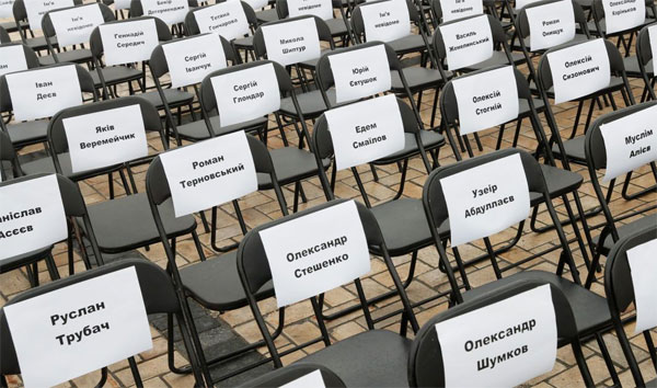 Порожній стілець для Сенцова: акція на підтримку політв’язнів