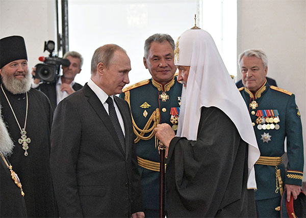 Путін вже зібрався захищати віруючих... не у Росії, а виключно - у сусідніх країнах
