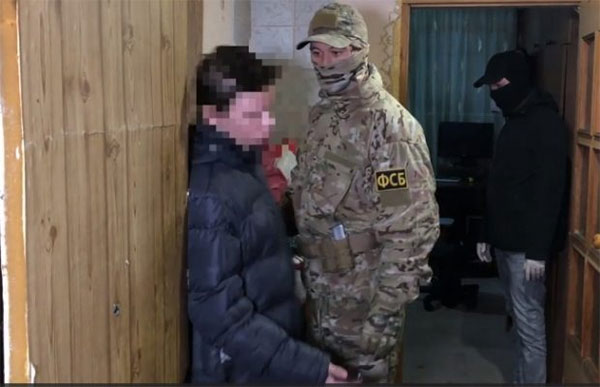 Політв’язні Кремля. Окупанти вже призначають терористами підлітків
