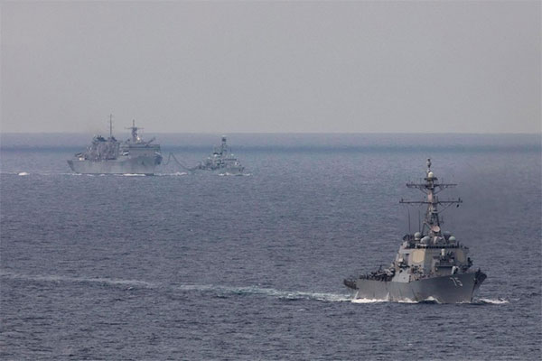 ВМС США та Британії проводять спільну операцію в Баренцевому морі