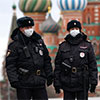 Росія виходить з жорсткого карантину, попри рекордну кількість хворих