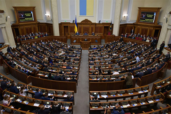 Президент Зеленський звернувся до парламенту з щорічним посланням про внутрішнє і зовнішнє становище України