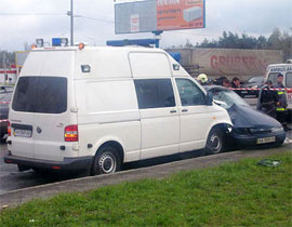 Автомобіль кортежу Януковича потрапив у  ДТП. Загинула людина