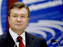  Янукович пояснив ПАРЄ, на що слід зважати, а на що не варто