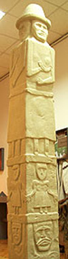 Копія Збруцького ідолу в Гусятинському краєзнавчому музеї