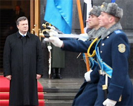 Військова зрада Януковича