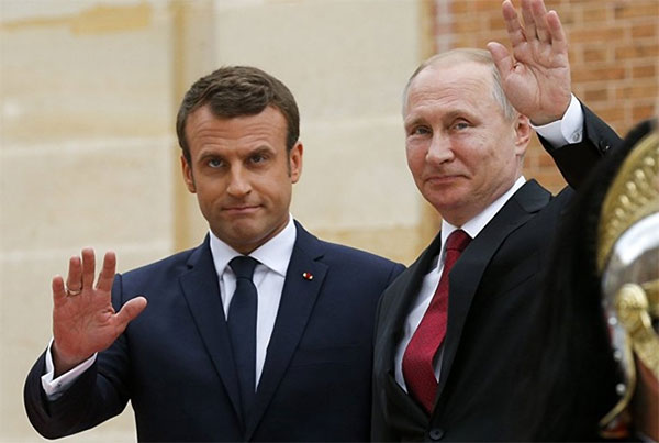 Французька стратегія щодо Росії та України набирає обертів і викликає застереження