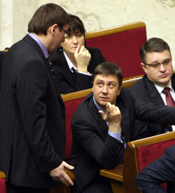 Нашоукраїнці, після руйнування коаліції, зібралися у опозицію Нашоукраїнці, після руйнування коаліції, зібралися у опозицію