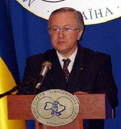 Коаліційні пристрасті. Рухівці за жодних обставин не стануть під знамена Януковича